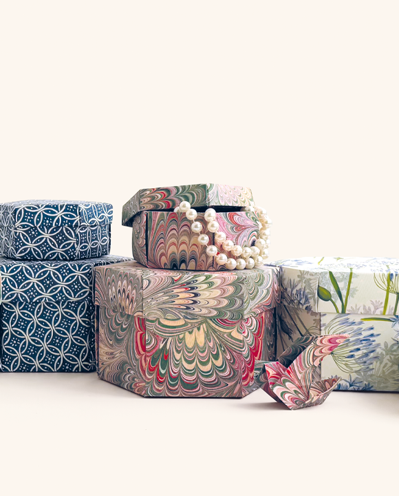 Set 2 hexagon gift boxes with lid - Pavonata