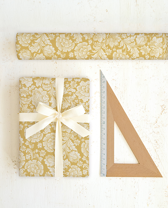 Papier "Fiorito di garofani giallo"