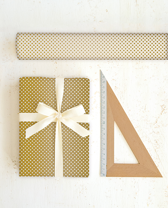Papel "Pois Oro"